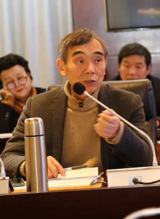 我校召开领导干部会议作出部署