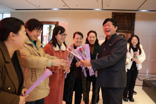 南昌职业大学开展庆祝三八妇女节系列活动