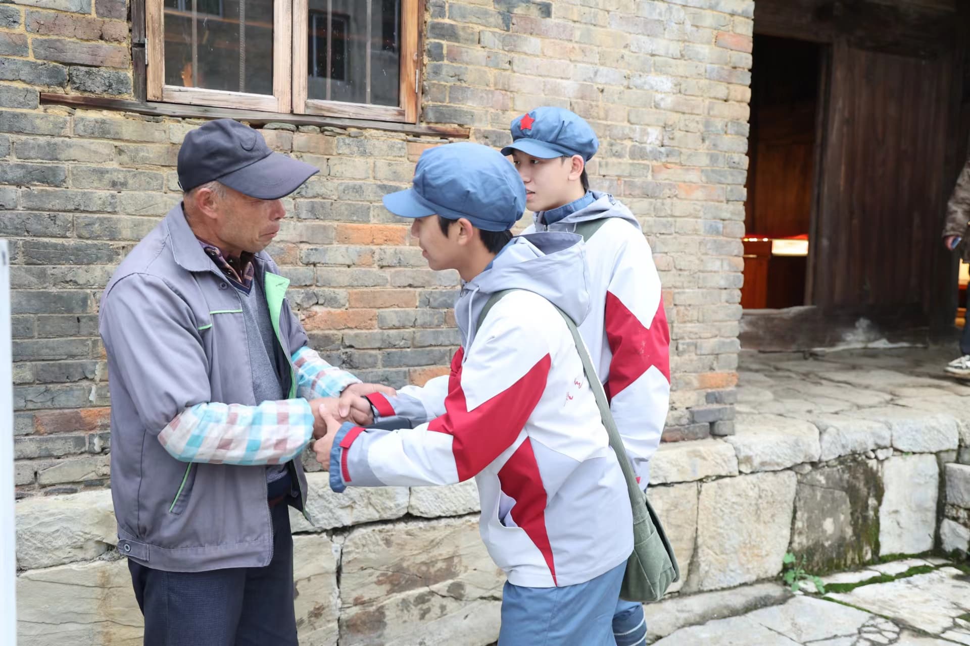 2024��12��7�����磬�ι۹���կ�����������